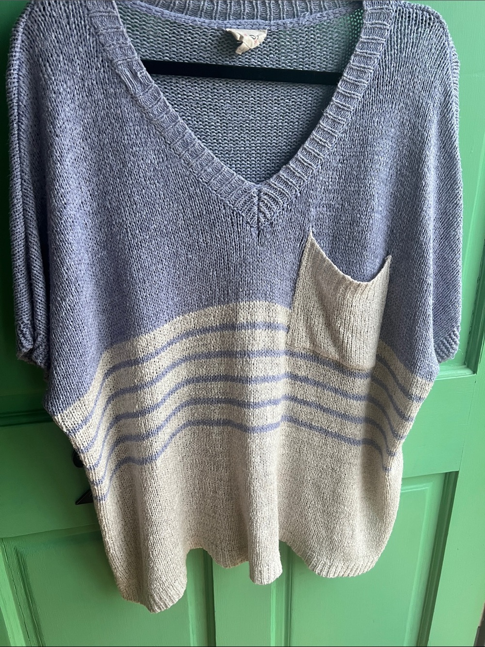 Bibi oversized Periwinkle V-Neck  Women's Sweater Pocket size Large